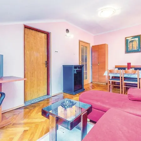 One-bedroom In 公寓 普拉