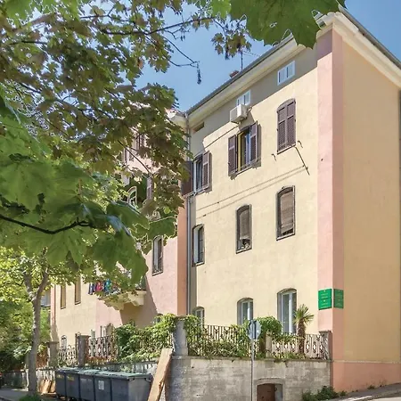One-bedroom In 普拉